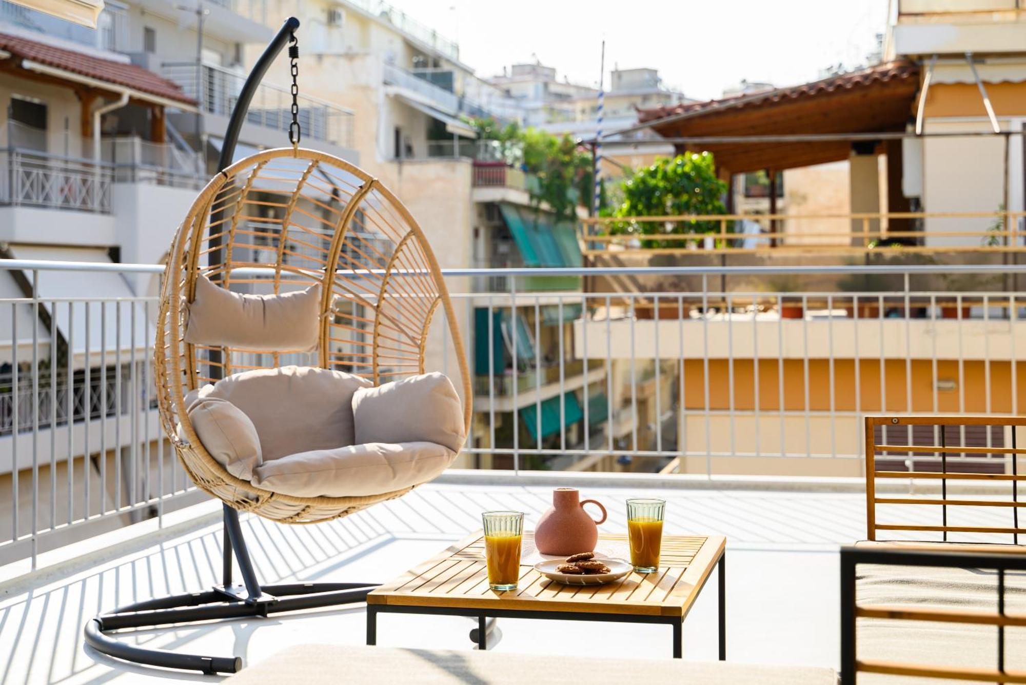 The H Experience - Urban 2Bd Rooftop Athens Center Bagian luar foto