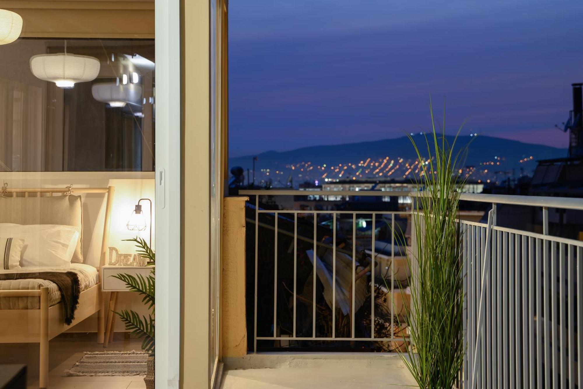 The H Experience - Urban 2Bd Rooftop Athens Center Bagian luar foto